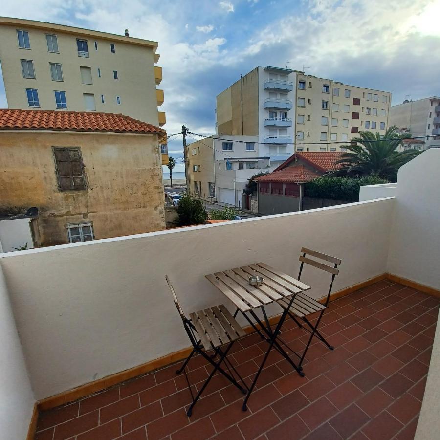 Ezz'Hotel Canet Exterior photo